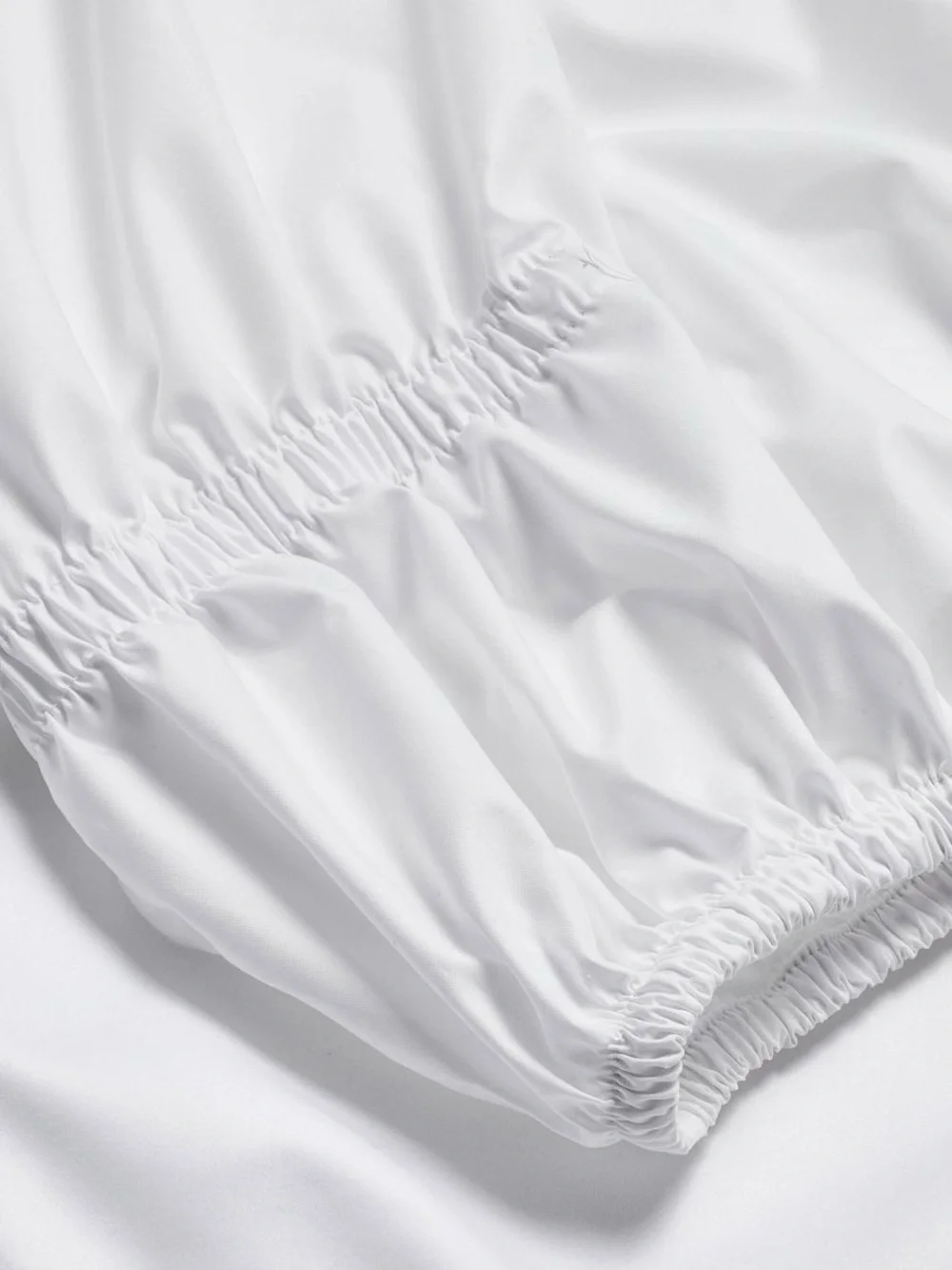 Queen 600 Thread Count Sateen Sheet Set White - Casaluna™